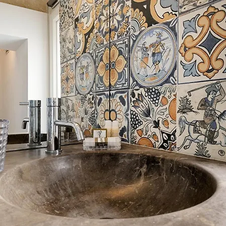 Il Quartino Di Palazzo Maggiore ベッド・アンド・ブレックファスト ラグーザ