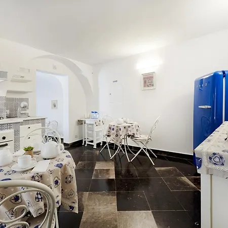 ベッド・アンド・ブレックファスト Il Quartino Di Palazzo Maggiore