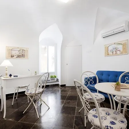 Il Quartino Di Palazzo Maggiore 4*