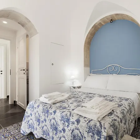 Il Quartino Di Palazzo Maggiore ベッド・アンド・ブレックファスト 4*