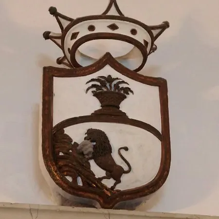 Il Quartino Di Palazzo Maggiore ベッド・アンド・ブレックファスト 4*